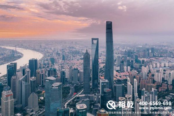 智能化集成系統(tǒng)、智能設(shè)備、軟件、數(shù)據(jù)管理、應(yīng)用場景